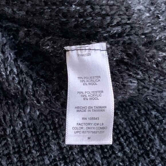 Women’s Daisy Fuentes fuzzy sweater - Picture 3 of 5